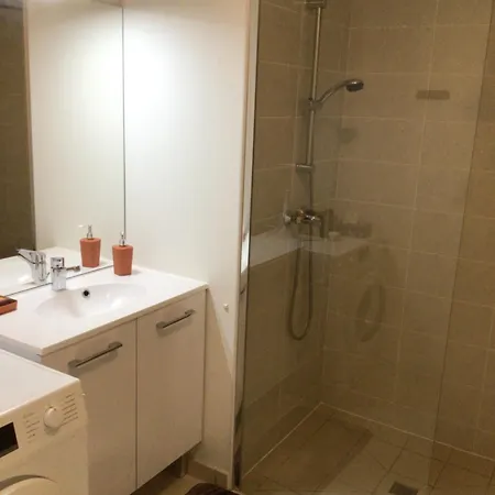 Nieuw En Ruim Apartman Marseillan
