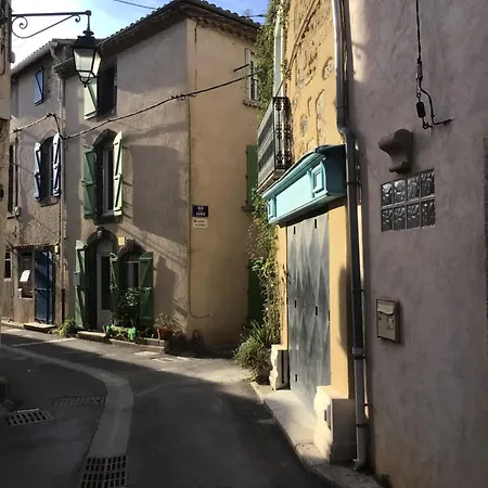 Nieuw En Ruim Apartman Marseillan